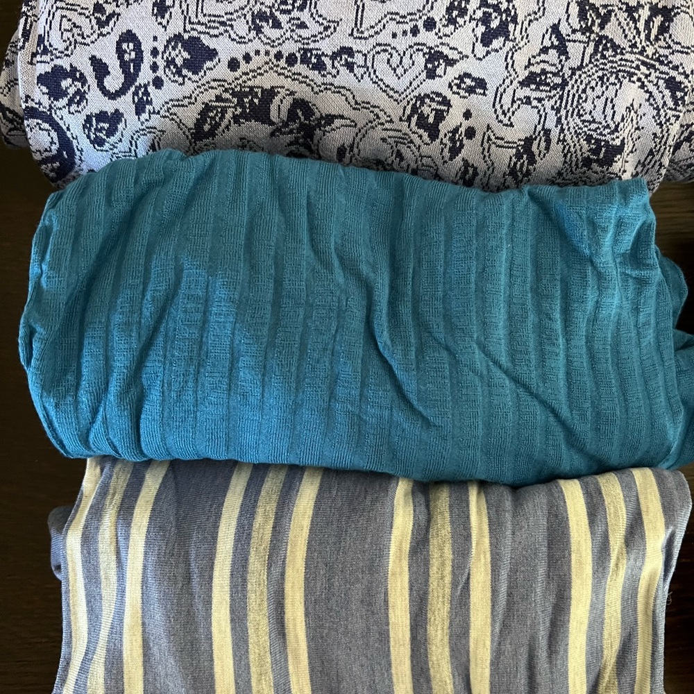 LuLaRoe Julia 3 pack size XL. Rarely or never worn.